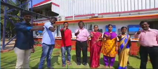 Warehouse operations inside the Vilva Fruits cold storage in Coimbatore